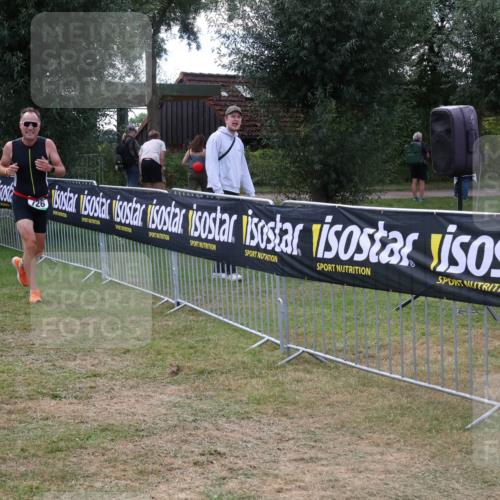 31.08.2025 - Elbe Triathlon Hamburg Luisa Fischer http://msf.ph/oto/8673954 31.08.2025 11:30:18 Laufen 612 meine-sportfotos.de