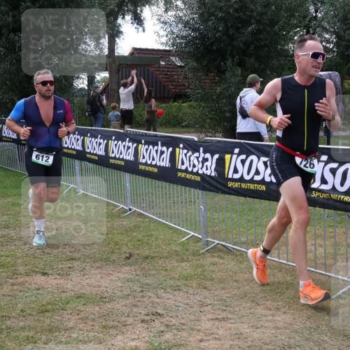 31.08.2025 - Elbe Triathlon Hamburg Luisa Fischer http://msf.ph/oto/8673969 31.08.2025 11:30:20 Laufen 623, 612 meine-sportfotos.de