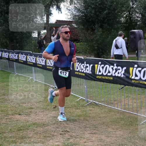 31.08.2025 - Elbe Triathlon Hamburg Luisa Fischer http://msf.ph/oto/8673973 31.08.2025 11:30:21 Laufen 623, 612, 80 meine-sportfotos.de