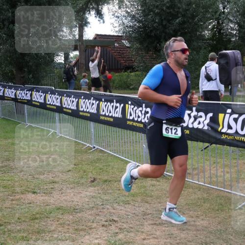 31.08.2025 - Elbe Triathlon Hamburg Luisa Fischer http://msf.ph/oto/8673976 31.08.2025 11:30:21 Laufen 623, 612 meine-sportfotos.de