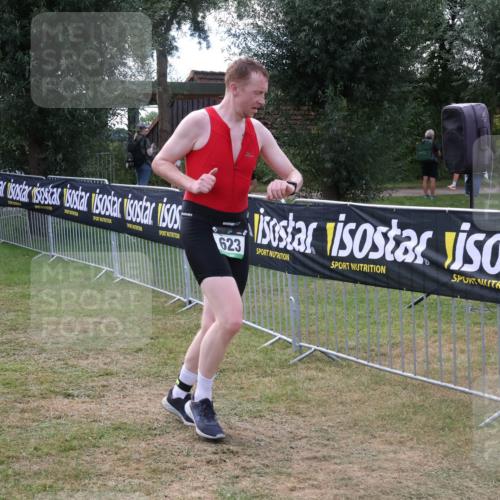 31.08.2025 - Elbe Triathlon Hamburg Luisa Fischer http://msf.ph/oto/8673988 31.08.2025 11:30:23 Laufen 623 meine-sportfotos.de