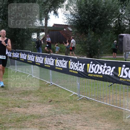 31.08.2025 - Elbe Triathlon Hamburg Luisa Fischer http://msf.ph/oto/8673995 31.08.2025 11:30:30 Laufen 861, 1195 meine-sportfotos.de