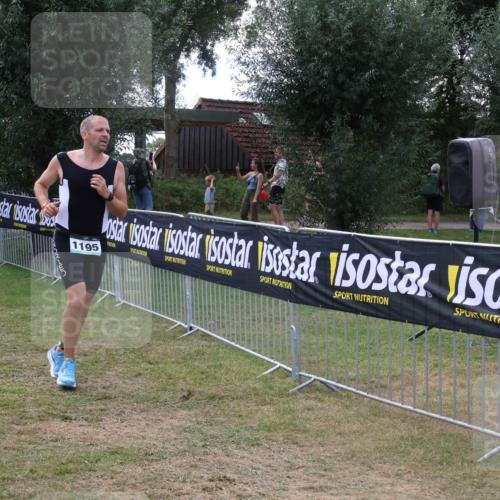 31.08.2025 - Elbe Triathlon Hamburg Luisa Fischer http://msf.ph/oto/8674000 31.08.2025 11:30:30 Laufen 861, 1195 meine-sportfotos.de