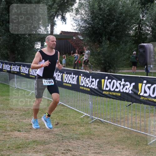 31.08.2025 - Elbe Triathlon Hamburg Luisa Fischer http://msf.ph/oto/8674005 31.08.2025 11:30:31 Laufen 361, 1195 meine-sportfotos.de