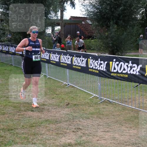 31.08.2025 - Elbe Triathlon Hamburg Luisa Fischer http://msf.ph/oto/8674012 31.08.2025 11:30:35 Laufen 993, 861 meine-sportfotos.de