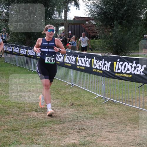 31.08.2025 - Elbe Triathlon Hamburg Luisa Fischer http://msf.ph/oto/8674017 31.08.2025 11:30:35 Laufen 993, 861 meine-sportfotos.de