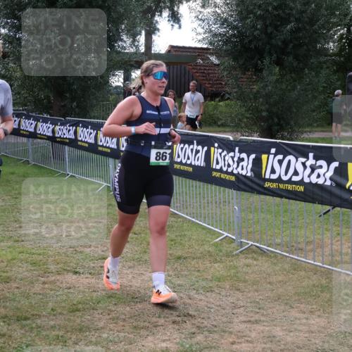 31.08.2025 - Elbe Triathlon Hamburg Luisa Fischer http://msf.ph/oto/8674020 31.08.2025 11:30:35 Laufen 993, 861 meine-sportfotos.de