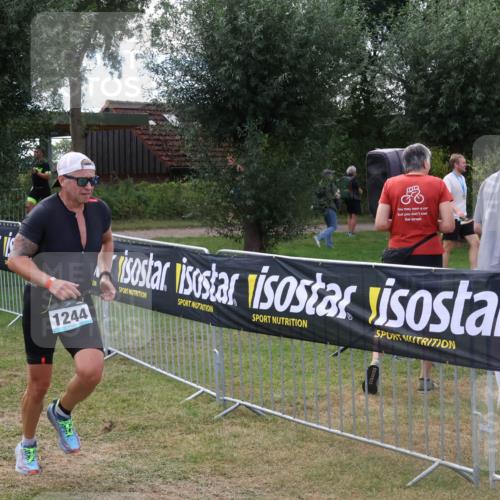 31.08.2025 - Elbe Triathlon Hamburg Luisa Fischer http://msf.ph/oto/8674040 31.08.2025 11:30:41 Laufen 1244 meine-sportfotos.de