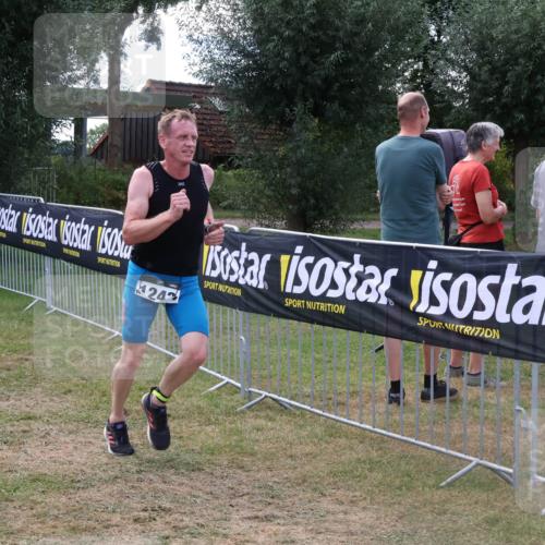 31.08.2025 - Elbe Triathlon Hamburg Luisa Fischer http://msf.ph/oto/8674057 31.08.2025 11:30:48 Laufen 24 meine-sportfotos.de