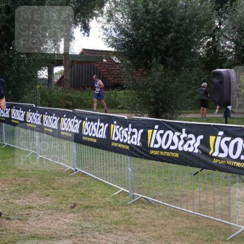 31.08.2025 - Elbe Triathlon Hamburg Luisa Fischer http://msf.ph/oto/8674069 31.08.2025 11:31:01 Laufen 1184, 1126 meine-sportfotos.de