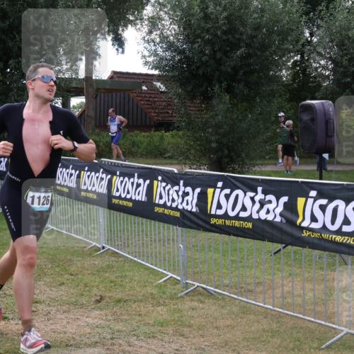 31.08.2025 - Elbe Triathlon Hamburg Luisa Fischer http://msf.ph/oto/8674071 31.08.2025 11:31:01 Laufen 184, 1126 meine-sportfotos.de