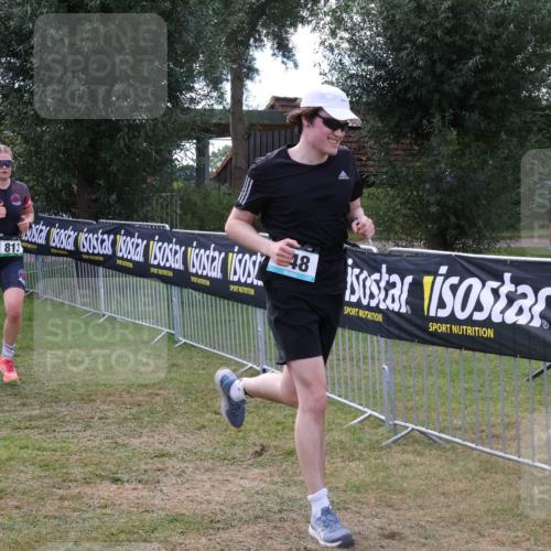 31.08.2025 - Elbe Triathlon Hamburg Luisa Fischer http://msf.ph/oto/8674105 31.08.2025 11:31:10 Laufen 813, 48 meine-sportfotos.de