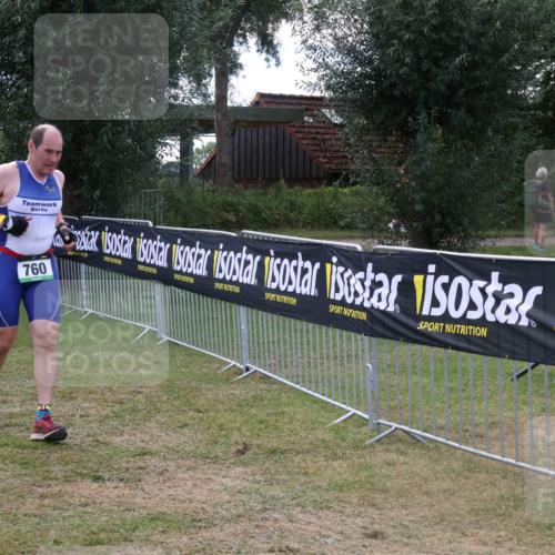 31.08.2025 - Elbe Triathlon Hamburg Luisa Fischer http://msf.ph/oto/8674126 31.08.2025 11:31:15 Laufen 882, 760 meine-sportfotos.de