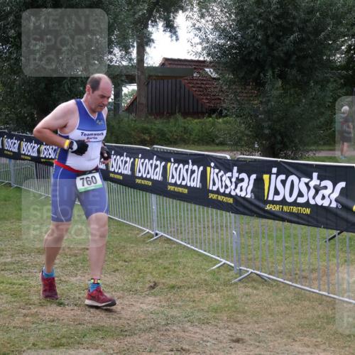 31.08.2025 - Elbe Triathlon Hamburg Luisa Fischer http://msf.ph/oto/8674134 31.08.2025 11:31:16 Laufen 882, 760 meine-sportfotos.de