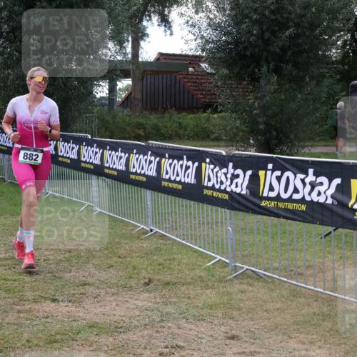 31.08.2025 - Elbe Triathlon Hamburg Luisa Fischer http://msf.ph/oto/8674147 31.08.2025 11:31:17 Laufen 882 meine-sportfotos.de