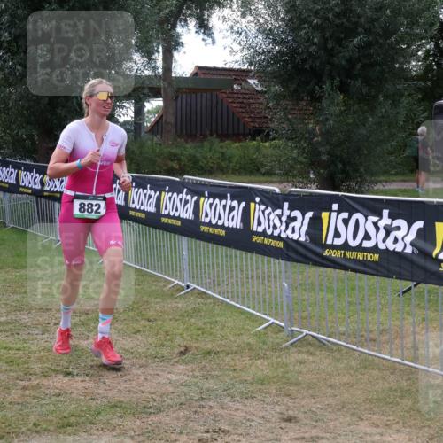 31.08.2025 - Elbe Triathlon Hamburg Luisa Fischer http://msf.ph/oto/8674149 31.08.2025 11:31:18 Laufen 882 meine-sportfotos.de