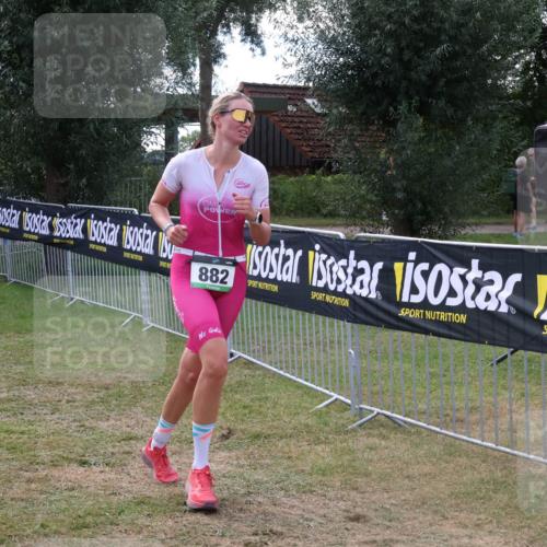31.08.2025 - Elbe Triathlon Hamburg Luisa Fischer http://msf.ph/oto/8674153 31.08.2025 11:31:18 Laufen 882 meine-sportfotos.de