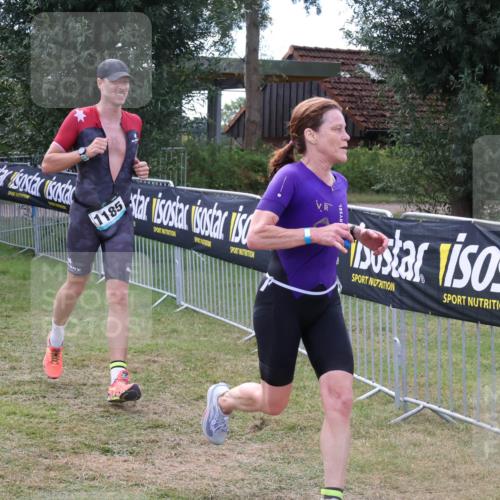 31.08.2025 - Elbe Triathlon Hamburg Luisa Fischer http://msf.ph/oto/8674187 31.08.2025 11:31:43 Laufen 402, 1185 meine-sportfotos.de