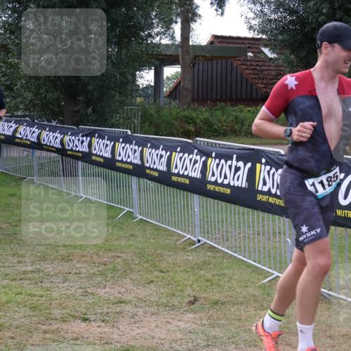 31.08.2025 - Elbe Triathlon Hamburg Luisa Fischer http://msf.ph/oto/8674199 31.08.2025 11:31:44 Laufen 402, 1185 meine-sportfotos.de