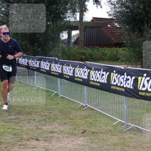 31.08.2025 - Elbe Triathlon Hamburg Luisa Fischer http://msf.ph/oto/8674205 31.08.2025 11:31:45 Laufen 402 meine-sportfotos.de