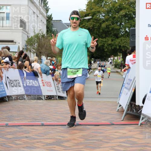 31.08.2025 - 21. Blankeneser Heldenlauf Strokosch-Dieckow http://msf.ph/oto/8674220 31.08.2025 10:51:20 Ziel 3388, 3292 meine-sportfotos.de