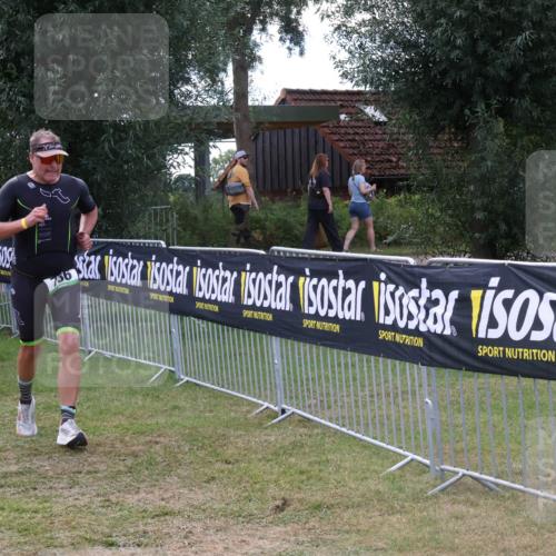 31.08.2025 - Elbe Triathlon Hamburg Luisa Fischer http://msf.ph/oto/8674240 31.08.2025 11:32:02 Laufen 804, 736, 7 meine-sportfotos.de
