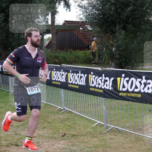 31.08.2025 - Elbe Triathlon Hamburg Luisa Fischer http://msf.ph/oto/8674273 31.08.2025 11:32:14 Laufen 54, 1072 meine-sportfotos.de
