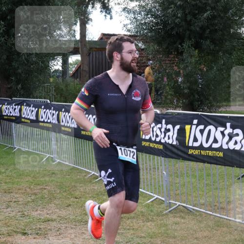 31.08.2025 - Elbe Triathlon Hamburg Luisa Fischer http://msf.ph/oto/8674276 31.08.2025 11:32:14 Laufen 1174, 1072 meine-sportfotos.de