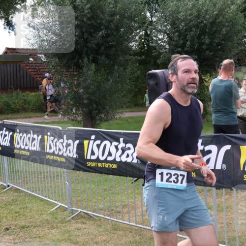 31.08.2025 - Elbe Triathlon Hamburg Luisa Fischer http://msf.ph/oto/8674317 31.08.2025 11:32:58 Laufen 978, 1237 meine-sportfotos.de