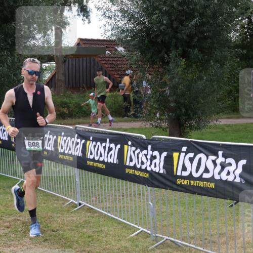 31.08.2025 - Elbe Triathlon Hamburg Luisa Fischer http://msf.ph/oto/8674324 31.08.2025 11:33:00 Laufen 698 meine-sportfotos.de