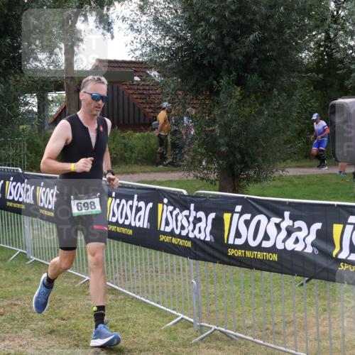 31.08.2025 - Elbe Triathlon Hamburg Luisa Fischer http://msf.ph/oto/8674326 31.08.2025 11:33:00 Laufen 698 meine-sportfotos.de