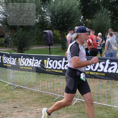 31.08.2025 - Elbe Triathlon Hamburg Luisa Fischer http://msf.ph/oto/8674344 31.08.2025 11:33:06 Laufen 978 meine-sportfotos.de
