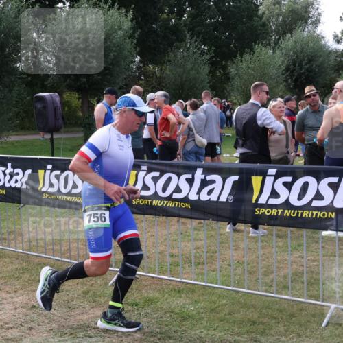 31.08.2025 - Elbe Triathlon Hamburg Luisa Fischer http://msf.ph/oto/8674356 31.08.2025 11:33:13 Laufen 756 meine-sportfotos.de