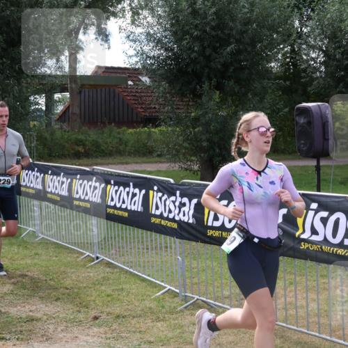 31.08.2025 - Elbe Triathlon Hamburg Luisa Fischer http://msf.ph/oto/8674373 31.08.2025 11:33:26 Laufen 229, 1157 meine-sportfotos.de