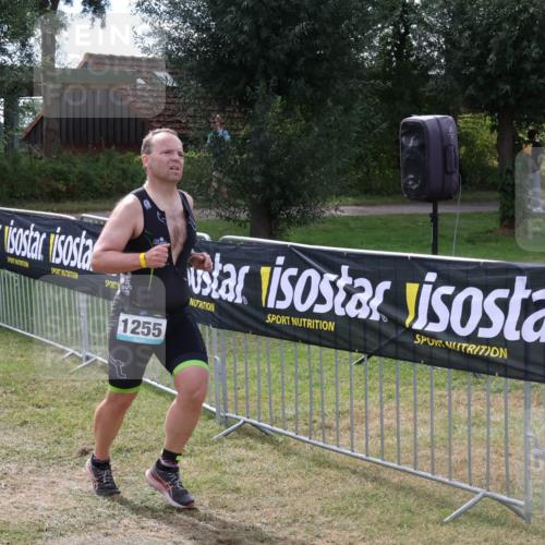 31.08.2025 - Elbe Triathlon Hamburg Luisa Fischer http://msf.ph/oto/8674406 31.08.2025 11:33:49 Laufen 1255 meine-sportfotos.de