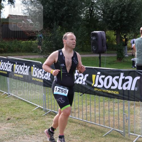 31.08.2025 - Elbe Triathlon Hamburg Luisa Fischer http://msf.ph/oto/8674408 31.08.2025 11:33:50 Laufen 1255 meine-sportfotos.de