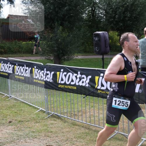 31.08.2025 - Elbe Triathlon Hamburg Luisa Fischer http://msf.ph/oto/8674411 31.08.2025 11:33:50 Laufen 1255 meine-sportfotos.de