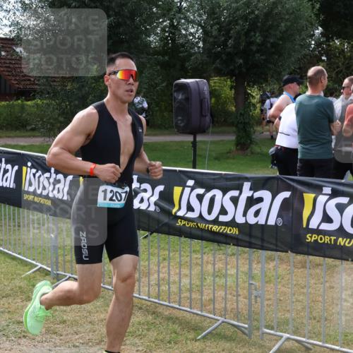 31.08.2025 - Elbe Triathlon Hamburg Luisa Fischer http://msf.ph/oto/8674447 31.08.2025 11:34:49 Laufen 1207 meine-sportfotos.de