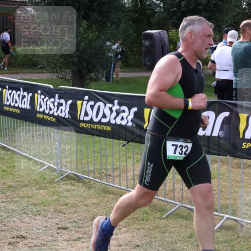 31.08.2025 - Elbe Triathlon Hamburg Luisa Fischer http://msf.ph/oto/8674462 31.08.2025 11:34:56 Laufen 732 meine-sportfotos.de