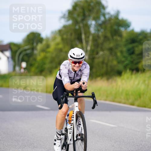 31.08.2025 - Elbe Triathlon Hamburg Michael Burmester http://msf.ph/oto/8674493 31.08.2025 10:15:10 Radfahren 707, 835, 864 meine-sportfotos.de