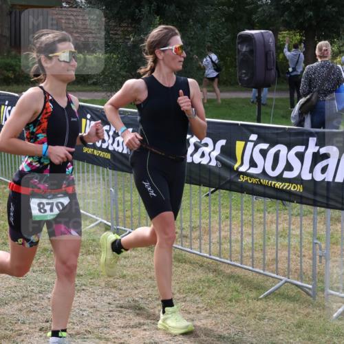 31.08.2025 - Elbe Triathlon Hamburg Luisa Fischer http://msf.ph/oto/8674501 31.08.2025 11:35:28 Laufen 870 meine-sportfotos.de