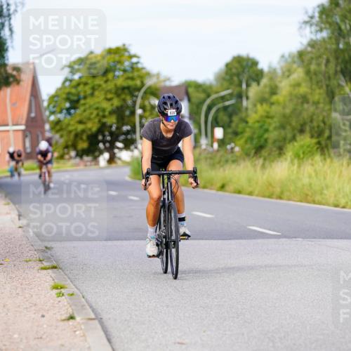 31.08.2025 - Elbe Triathlon Hamburg Michael Burmester http://msf.ph/oto/8674522 31.08.2025 10:15:12 Radfahren 707, 740, 835, 864 meine-sportfotos.de