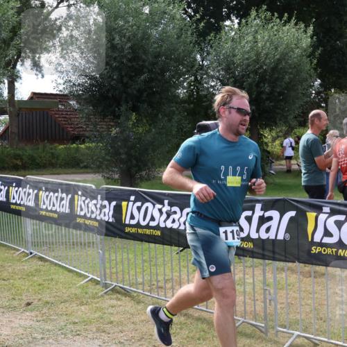 31.08.2025 - Elbe Triathlon Hamburg Luisa Fischer http://msf.ph/oto/8674544 31.08.2025 11:35:53 Laufen 2025, 119 meine-sportfotos.de