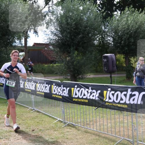 31.08.2025 - Elbe Triathlon Hamburg Luisa Fischer http://msf.ph/oto/8674563 31.08.2025 11:36:12 Laufen 852 meine-sportfotos.de