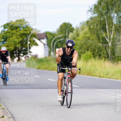 31.08.2025 - Elbe Triathlon Hamburg Michael Burmester http://msf.ph/oto/8674575 31.08.2025 10:15:21 Radfahren 610, 635, 740 meine-sportfotos.de