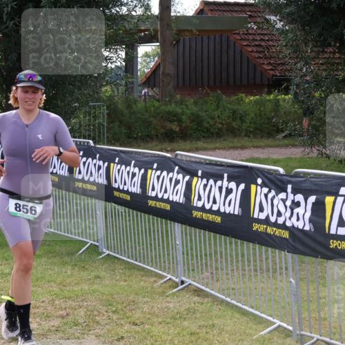 31.08.2025 - Elbe Triathlon Hamburg Luisa Fischer http://msf.ph/oto/8674604 31.08.2025 11:36:36 Laufen 856 meine-sportfotos.de