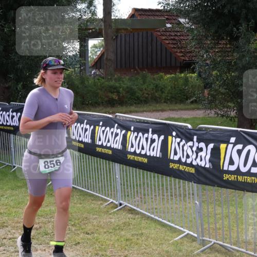 31.08.2025 - Elbe Triathlon Hamburg Luisa Fischer http://msf.ph/oto/8674606 31.08.2025 11:36:37 Laufen 856 meine-sportfotos.de