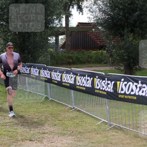 31.08.2025 - Elbe Triathlon Hamburg Luisa Fischer http://msf.ph/oto/8674618 31.08.2025 11:36:38 Laufen 848, 121 meine-sportfotos.de