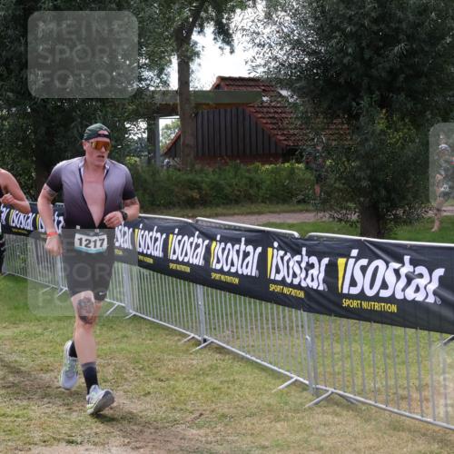 31.08.2025 - Elbe Triathlon Hamburg Luisa Fischer http://msf.ph/oto/8674624 31.08.2025 11:36:39 Laufen 848, 1217 meine-sportfotos.de