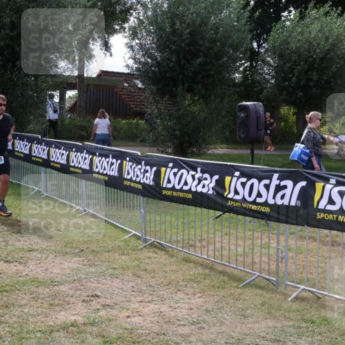 31.08.2025 - Elbe Triathlon Hamburg Luisa Fischer http://msf.ph/oto/8674685 31.08.2025 11:37:04 Laufen 242, 1125 meine-sportfotos.de